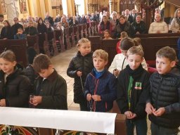 Poświęcenie różańców dzieciom komunijnym, 05.10.2025